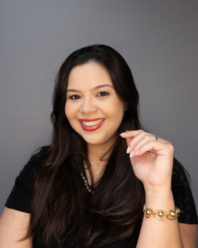 Tayná Teixeira Dourado